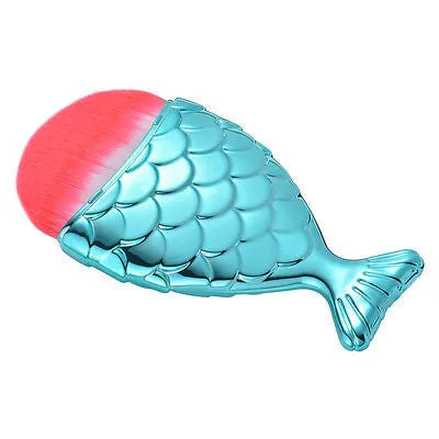 Iconic Beauty 3D Mermaid Fish Scale Style Foundation Powder Makeup Brush