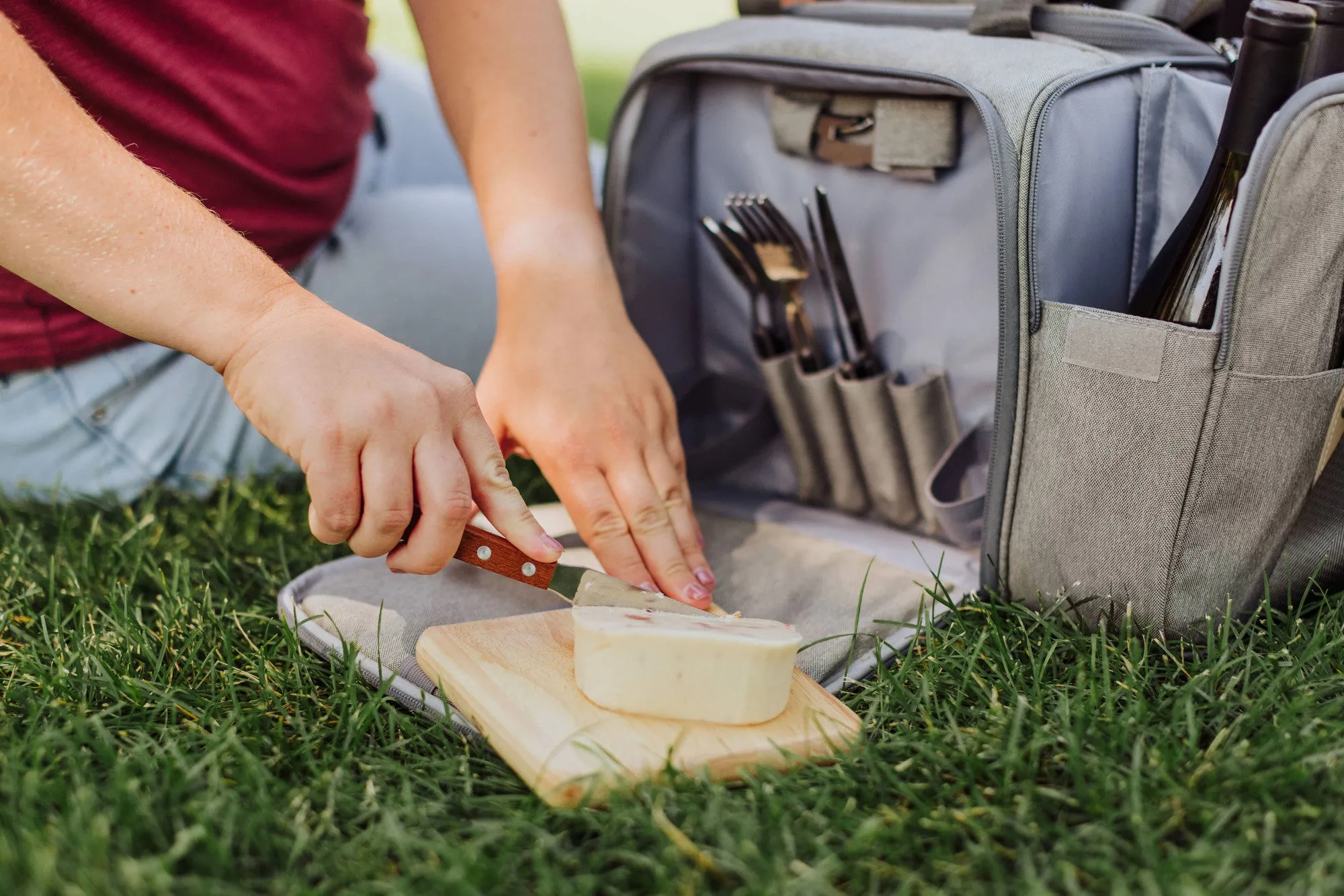 Malibu PT Frontier Edition Picnic Basket Cooler